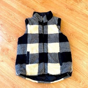 Reversible vest. Fleece on one side, quilted on the other.